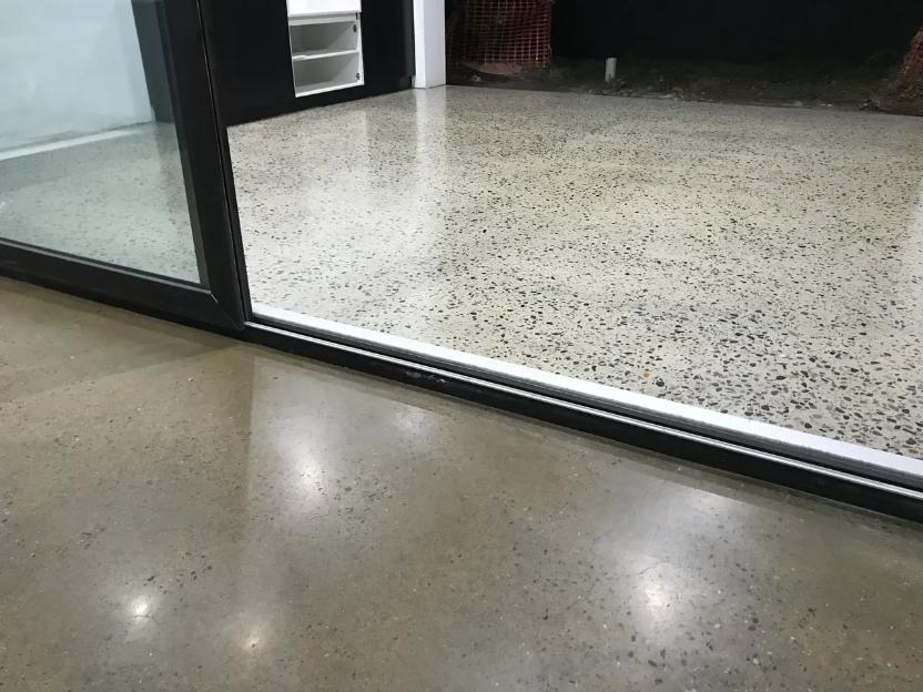 Concrete Micro Toppings concrete finish by Polished SA